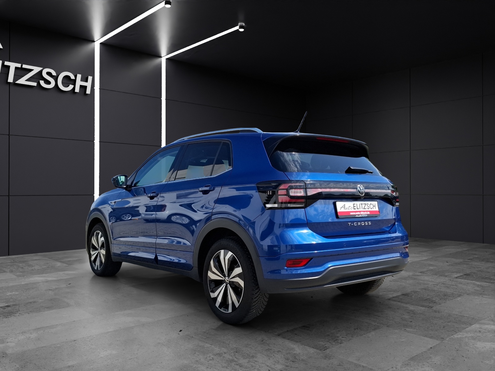 Fahrzeugabbildung Volkswagen T-Cross TSI Style DSG R-Line LED Navi AID ACC RFK SH LM