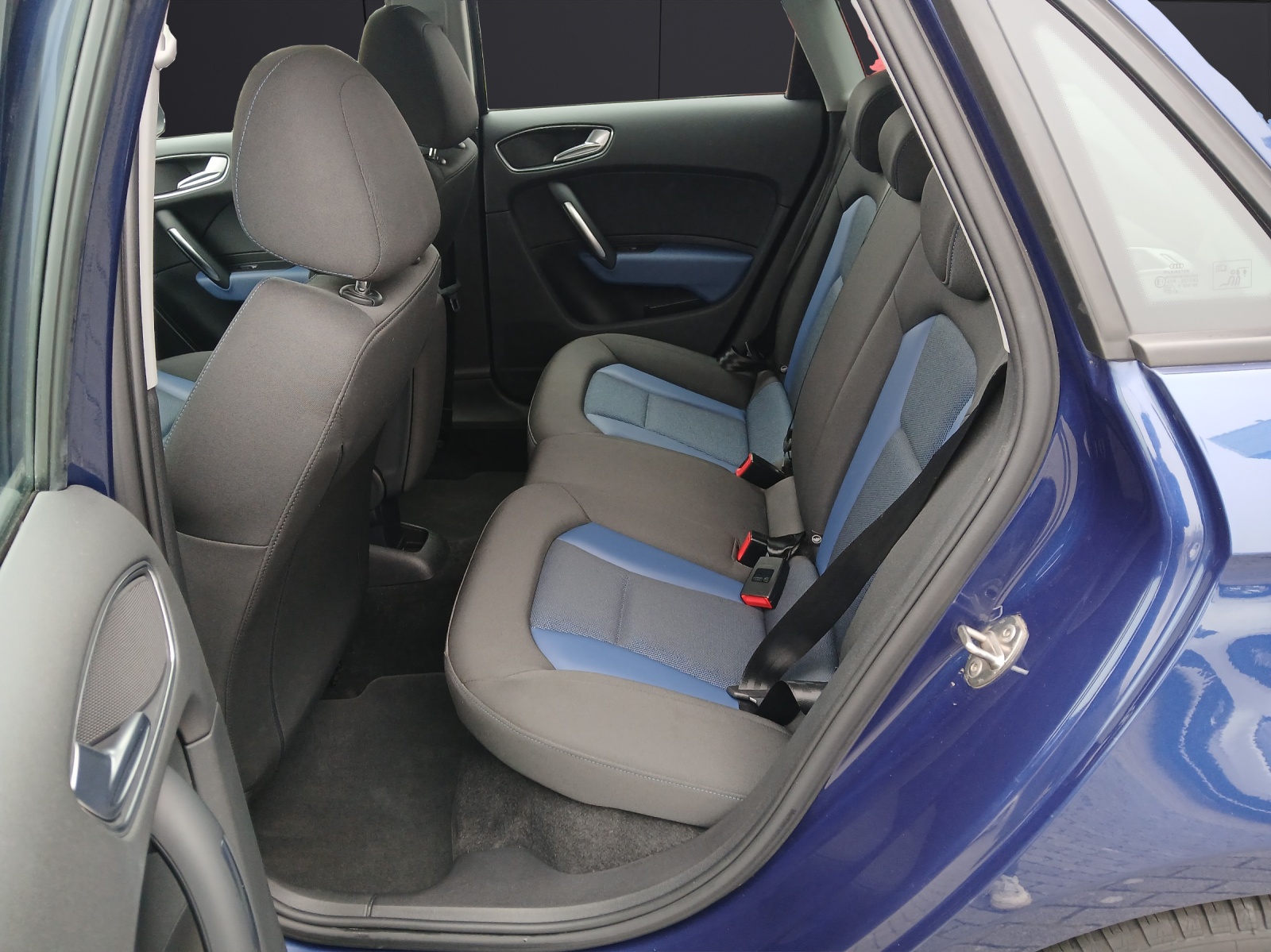 Fahrzeugabbildung Audi A1 Sportback TFSI sport Xenon GRA PDC SH