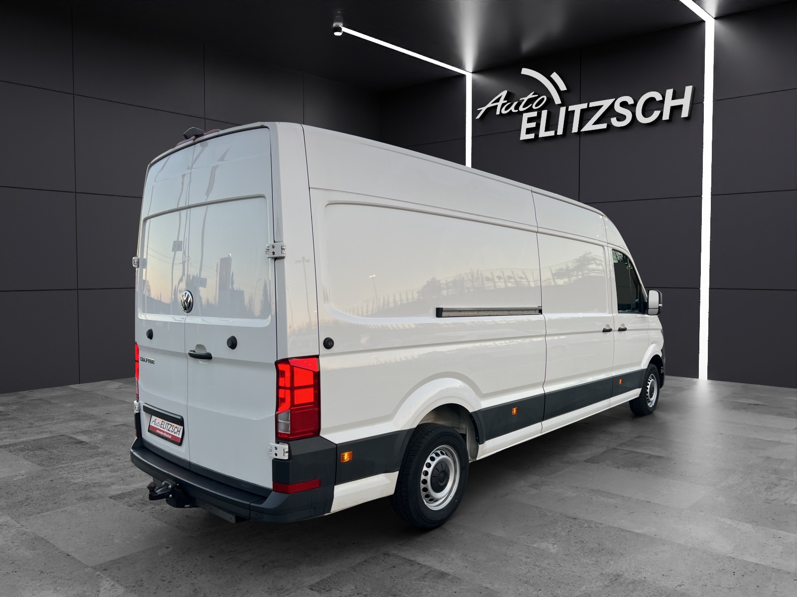 Fahrzeugabbildung Volkswagen Crafter Kasten 35 LR HD AHK RearView DAB+ Klima