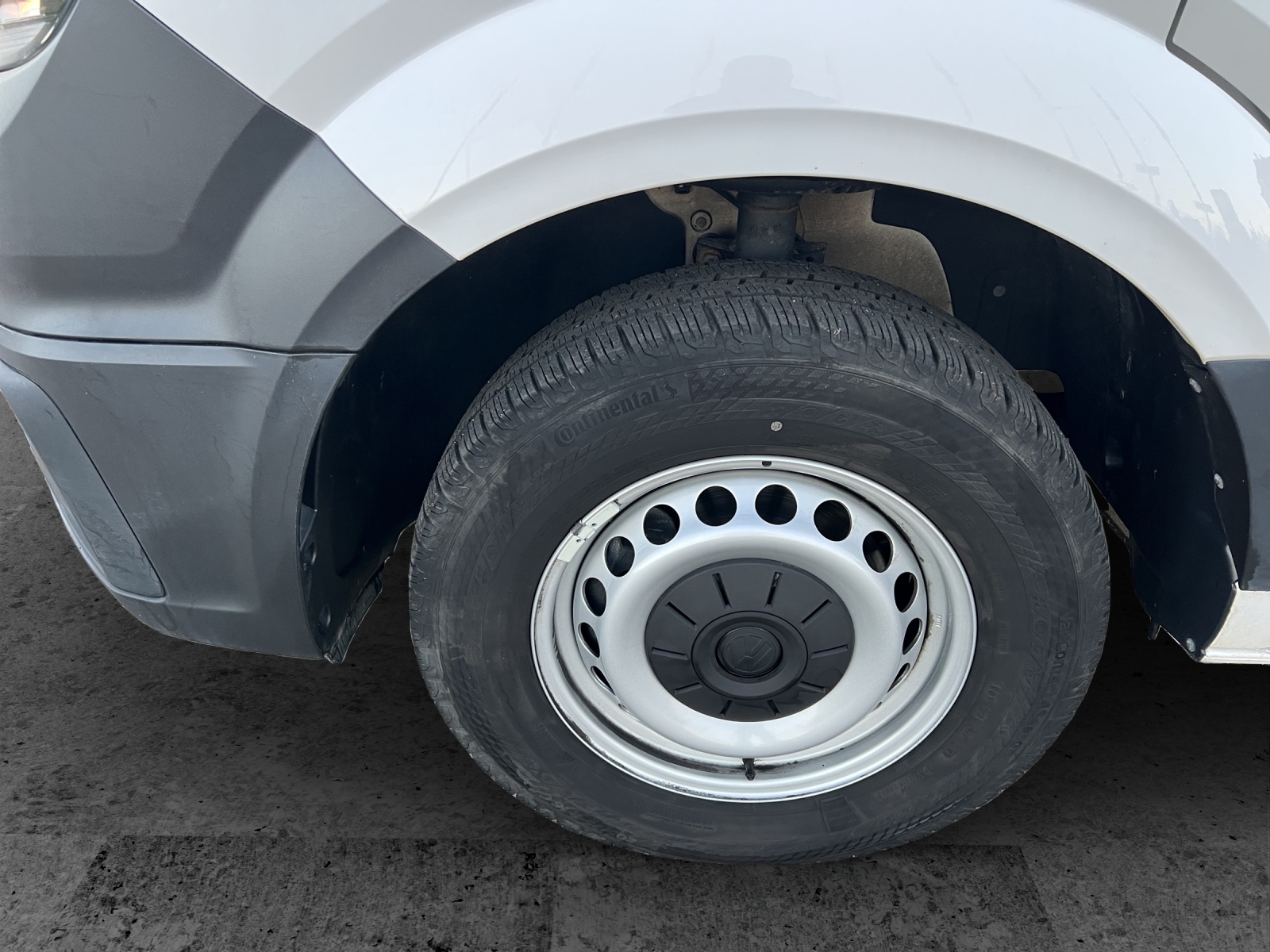 Fahrzeugabbildung Volkswagen Crafter Kasten 35 LR HD AHK RearView DAB+ Klima