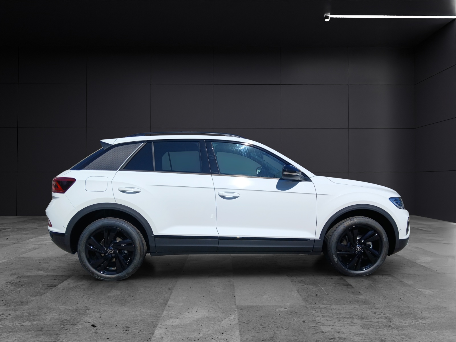 Fahrzeugabbildung Volkswagen T-Roc Style 2.0 l TDI SCR 4MOTION 110 kW 2.0l TDI DSG Style 4Motion AHZV IQ.LIGHT