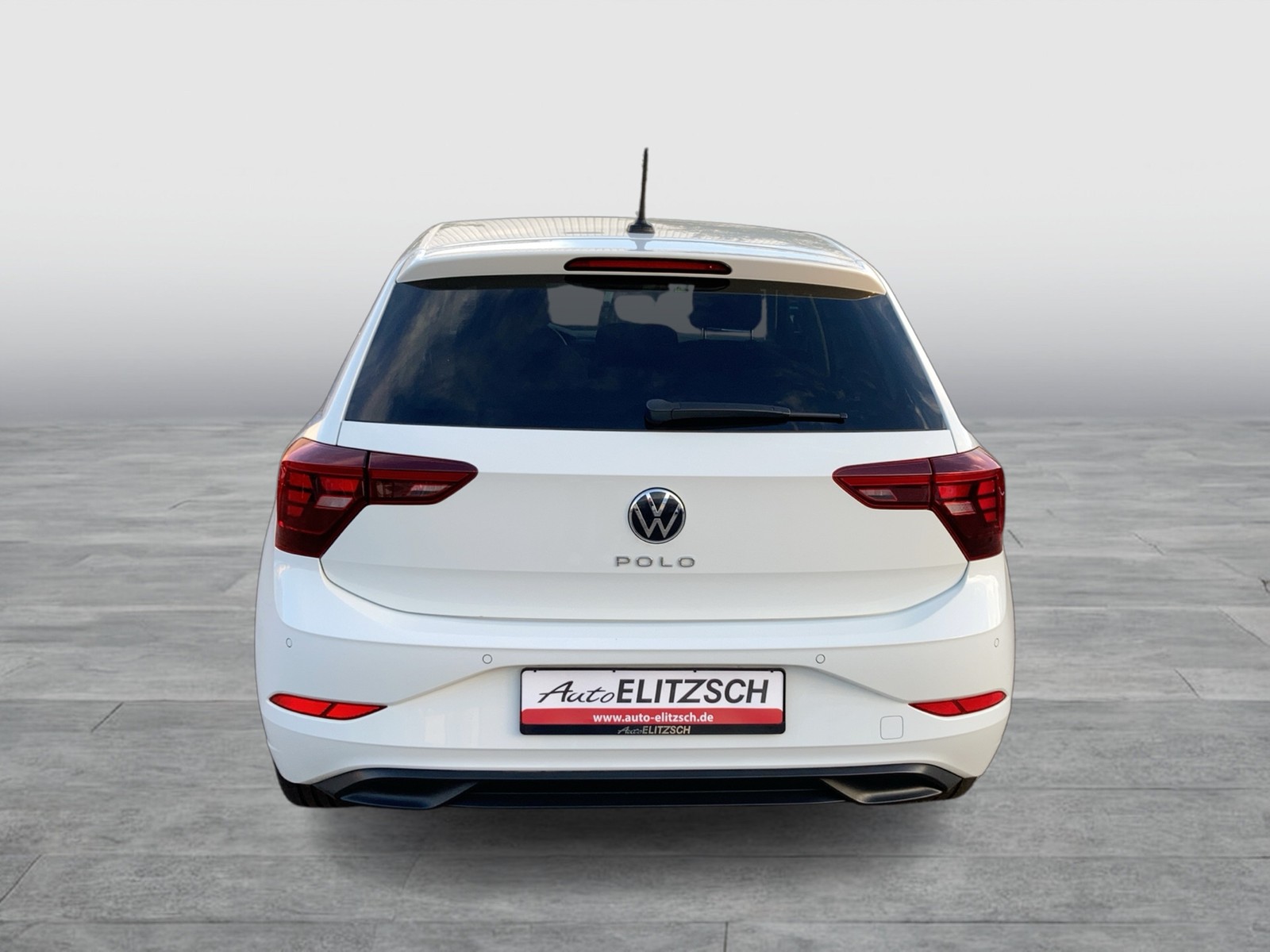 Fahrzeugabbildung Volkswagen Polo TSI Active DSG LED Navi ACC PDC SH