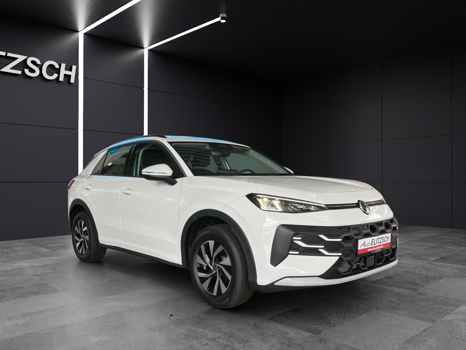 Fahrzeugabbildung Volkswagen T-Roc Life eTSI NAVI