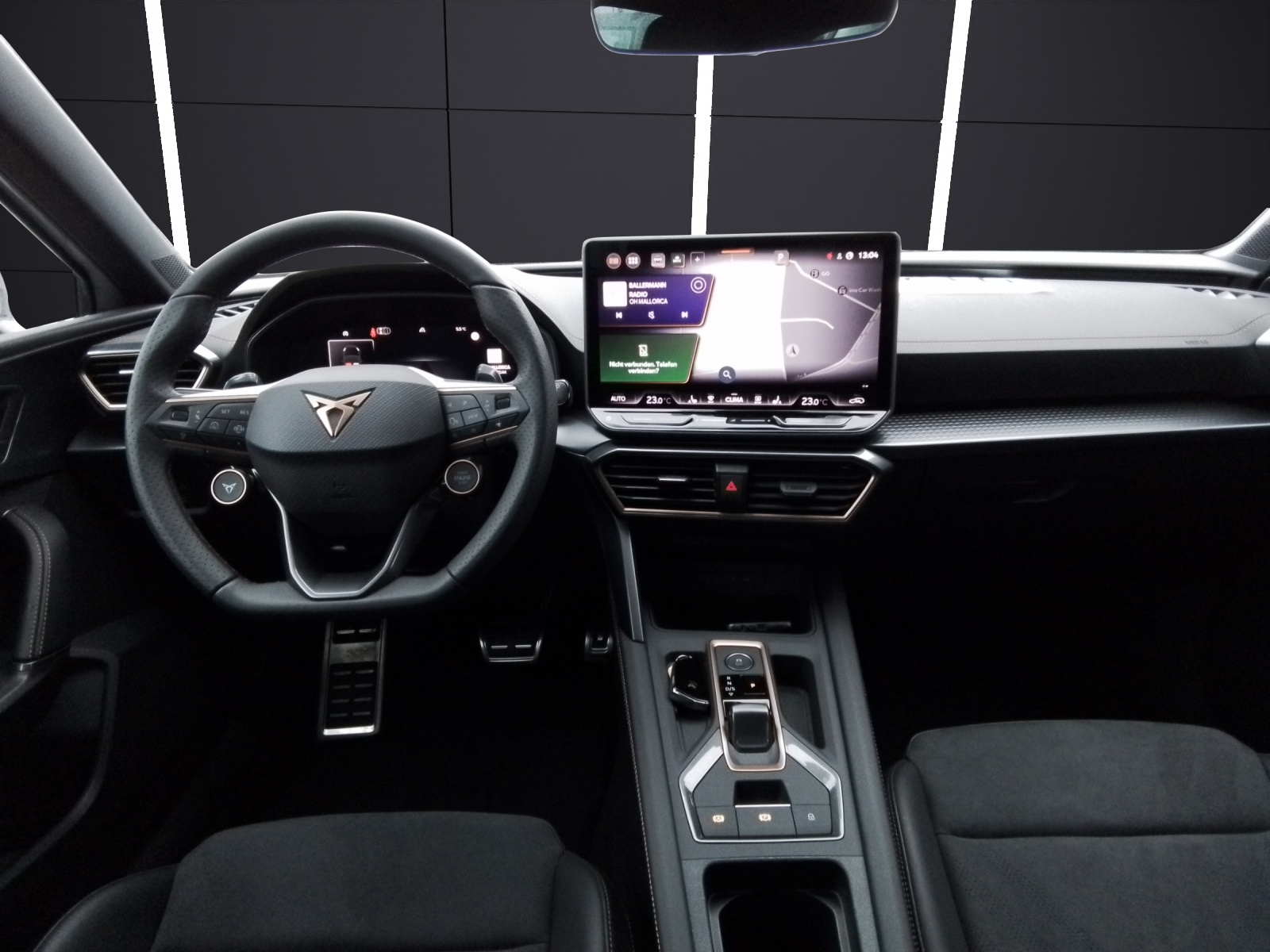 Fahrzeugabbildung CUPRA Leon eTSI DSG LED AHK Navi AID ACC RFK SH 19