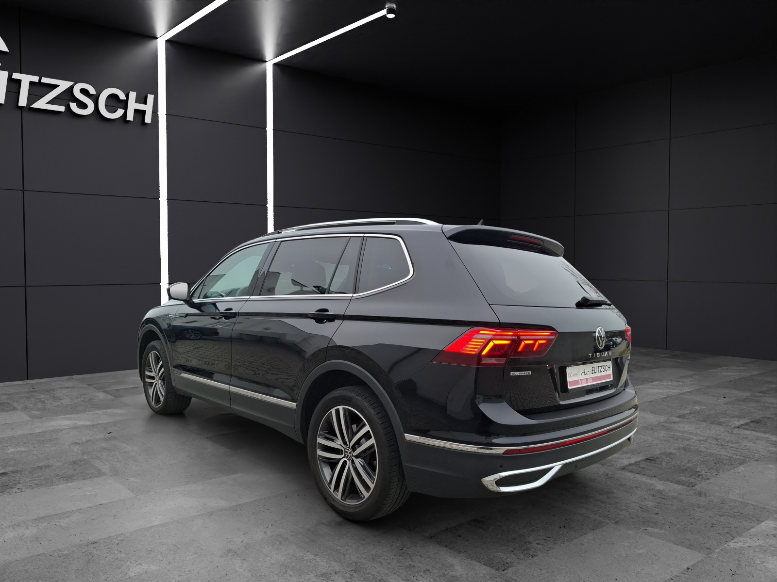 Fahrzeugabbildung Volkswagen Tiguan Allspace TDI Elegance DSG 4M Matrix Navi AID HUD ACC RFK SH 19