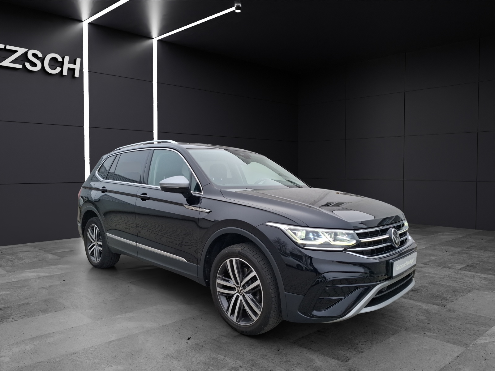 Fahrzeugabbildung Volkswagen Tiguan Allspace TDI Elegance DSG 4M Matrix Navi AID HUD ACC RFK SH 19