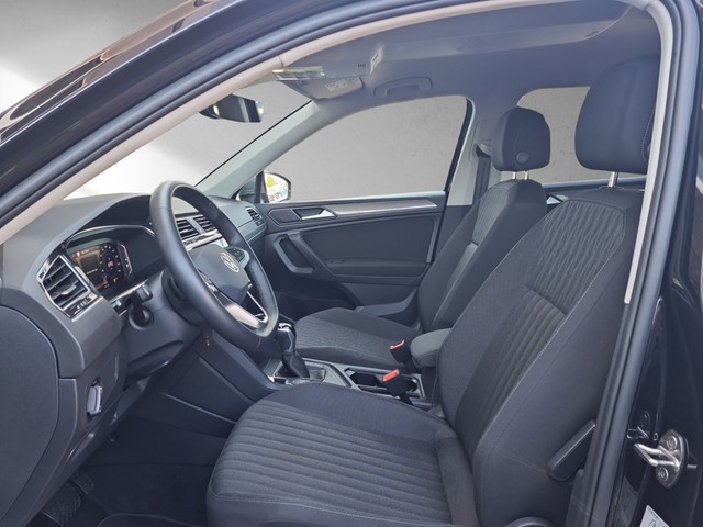 Fahrzeugabbildung Volkswagen Tiguan Allspace TDI Life DSG 7-Si LED AHK Navi AID ACC RFK SH