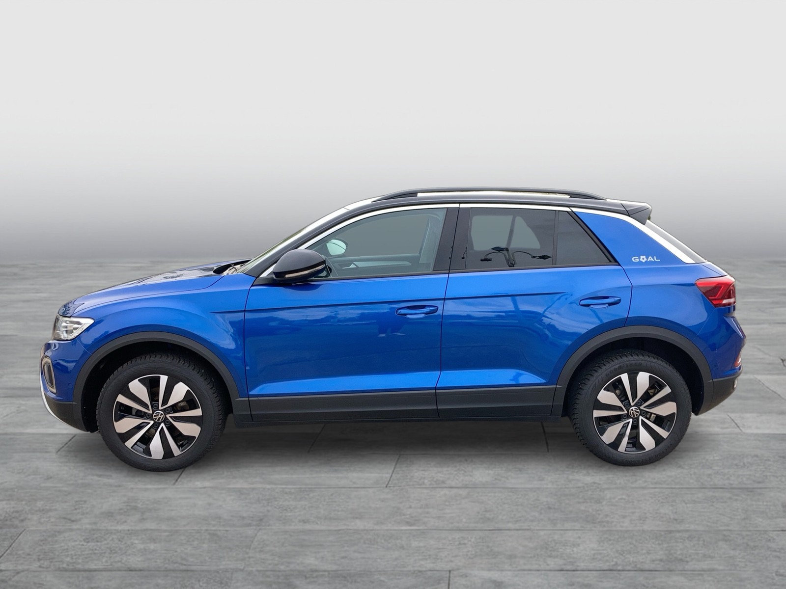 Fahrzeugabbildung Volkswagen T-Roc TSI Goal DSG LEDplus Navi AID ACC SHZ Park-Assist