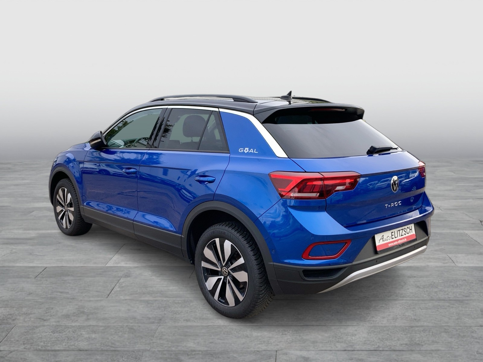 Fahrzeugabbildung Volkswagen T-Roc TSI Goal DSG LEDplus Navi AID ACC SHZ Park-Assist