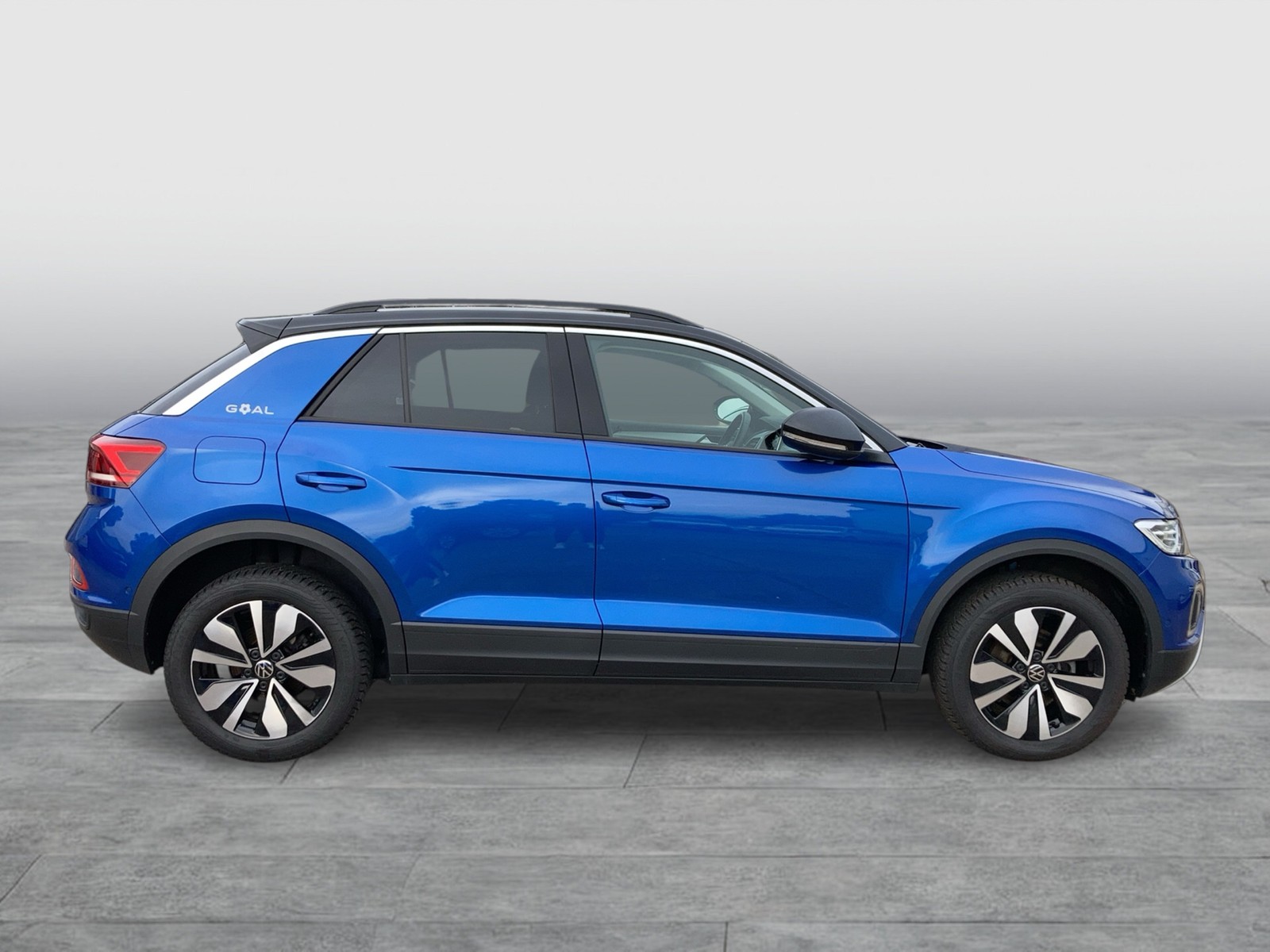 Fahrzeugabbildung Volkswagen T-Roc TSI Goal DSG LEDplus Navi AID ACC SHZ Park-Assist
