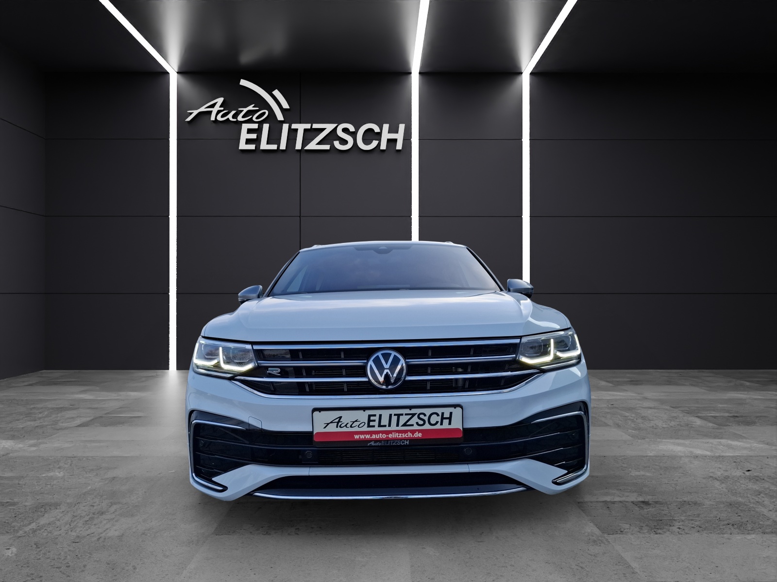 Fahrzeugabbildung Volkswagen Tiguan Allspace TDI R-Line DSG 4M Matrix Navi Pano HUD AID ACC RFK SH 20
