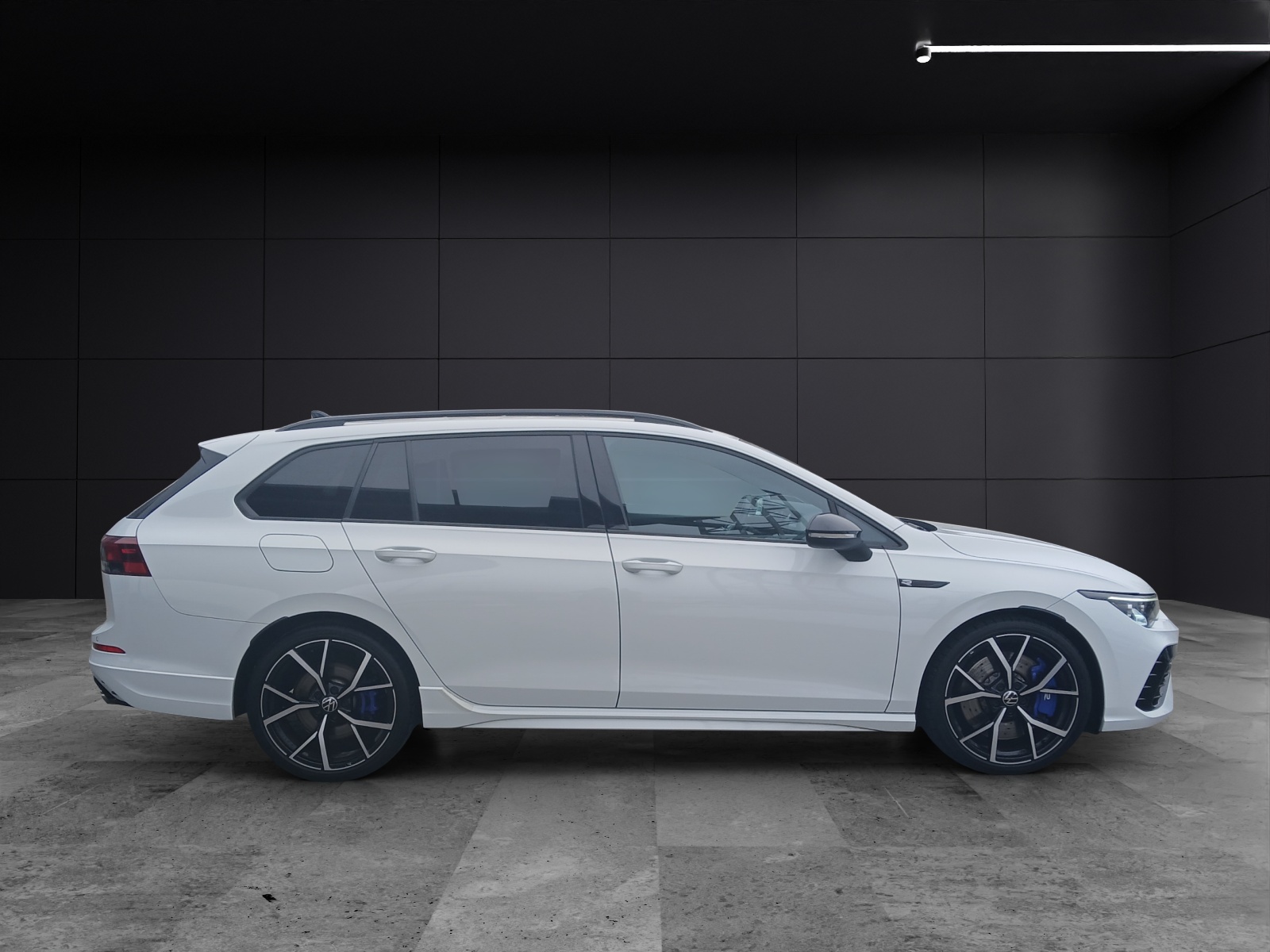 Fahrzeugabbildung Volkswagen Golf VIII Variant R DSG 4M LEDplus AHK Navi Harmann AID ACC RFK SH 19