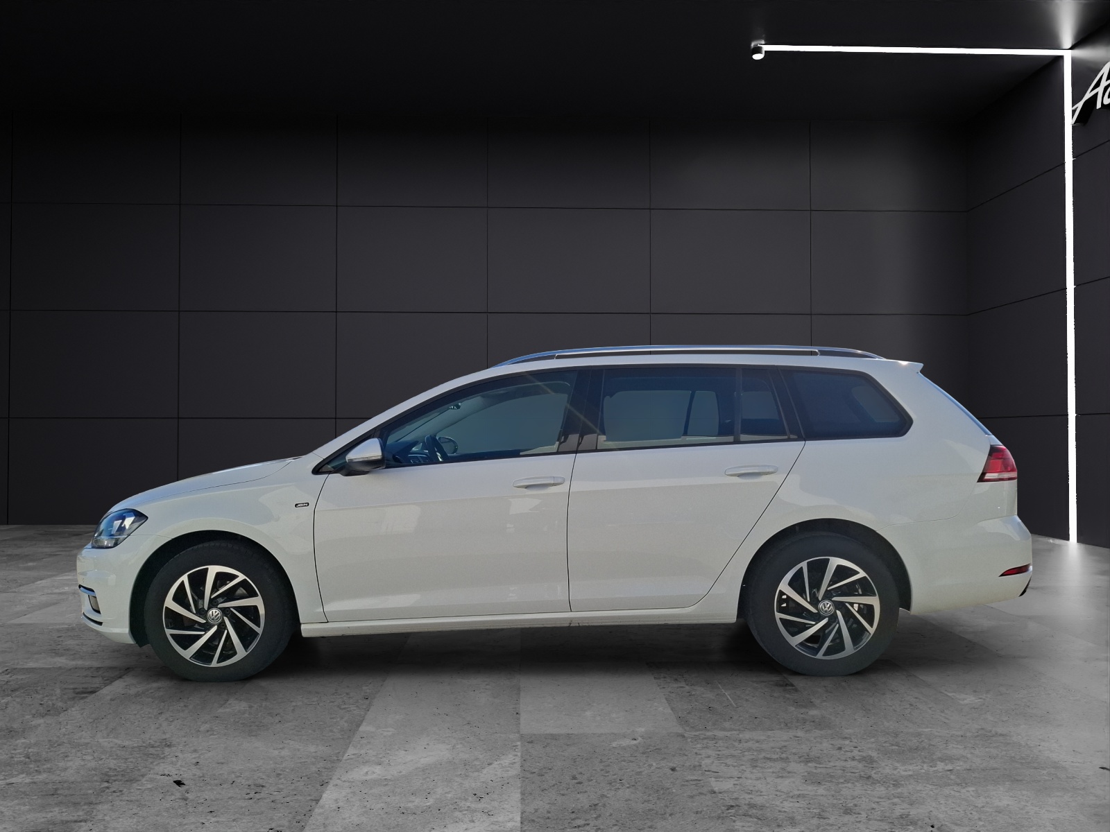 Fahrzeugabbildung Volkswagen Golf VII Variant TDI Join AHK Navi Climatronic PDC SH LM