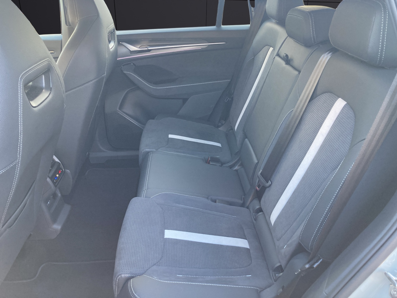 Fahrzeugabbildung SKODA Kodiaq Sportline 2.0 TDI 4x4 DSG KAMERA AHZ LED