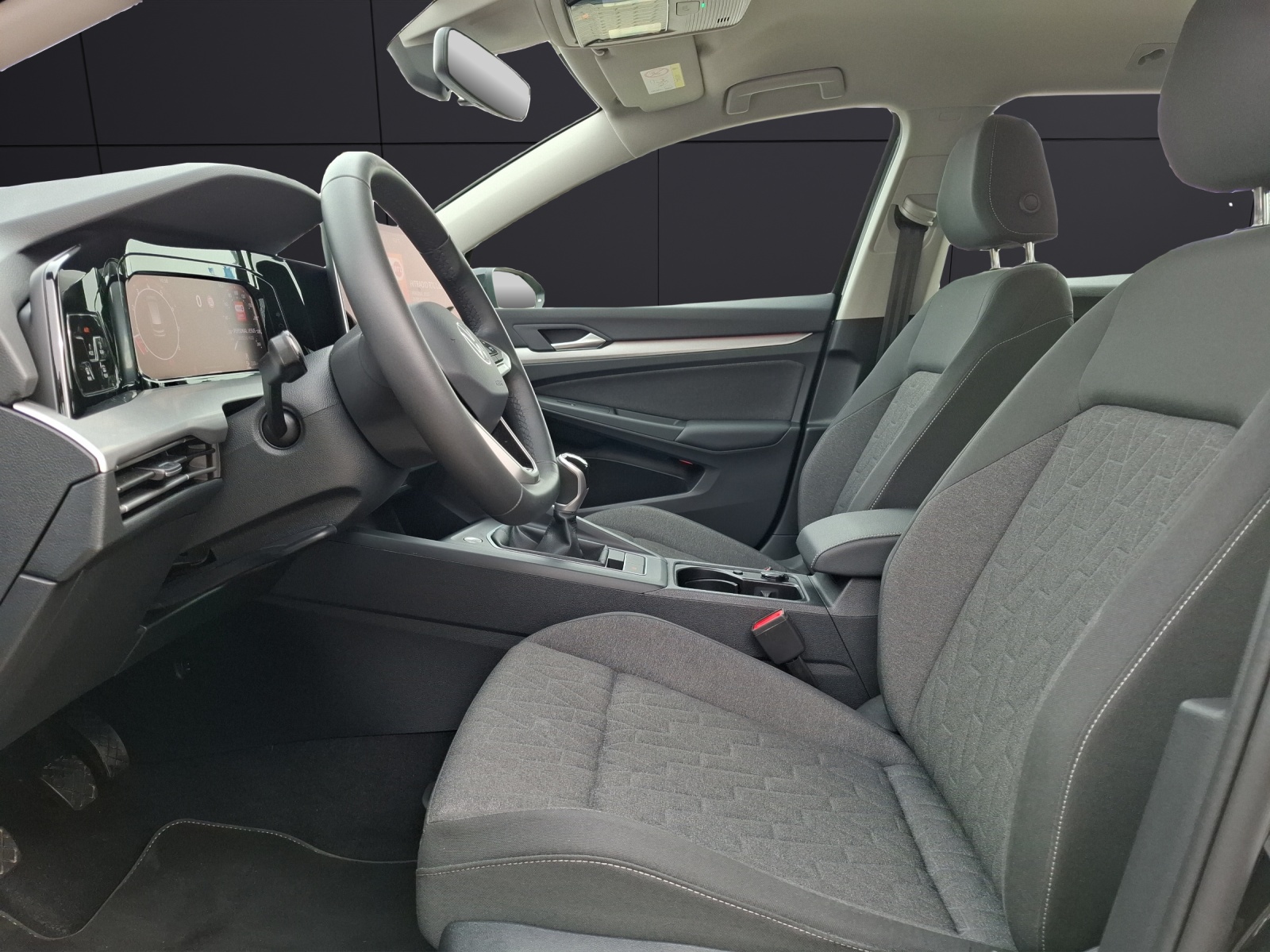 Fahrzeugabbildung Volkswagen Golf VIII Variant TSI Life Standhzg. LED Navi AID HUD ACC PDC SH LM