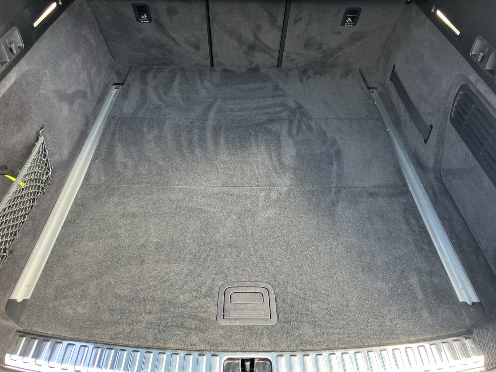 Fahrzeugabbildung Audi S6 Avant TDI quattro Matrix Navi ACC AHK STHZG