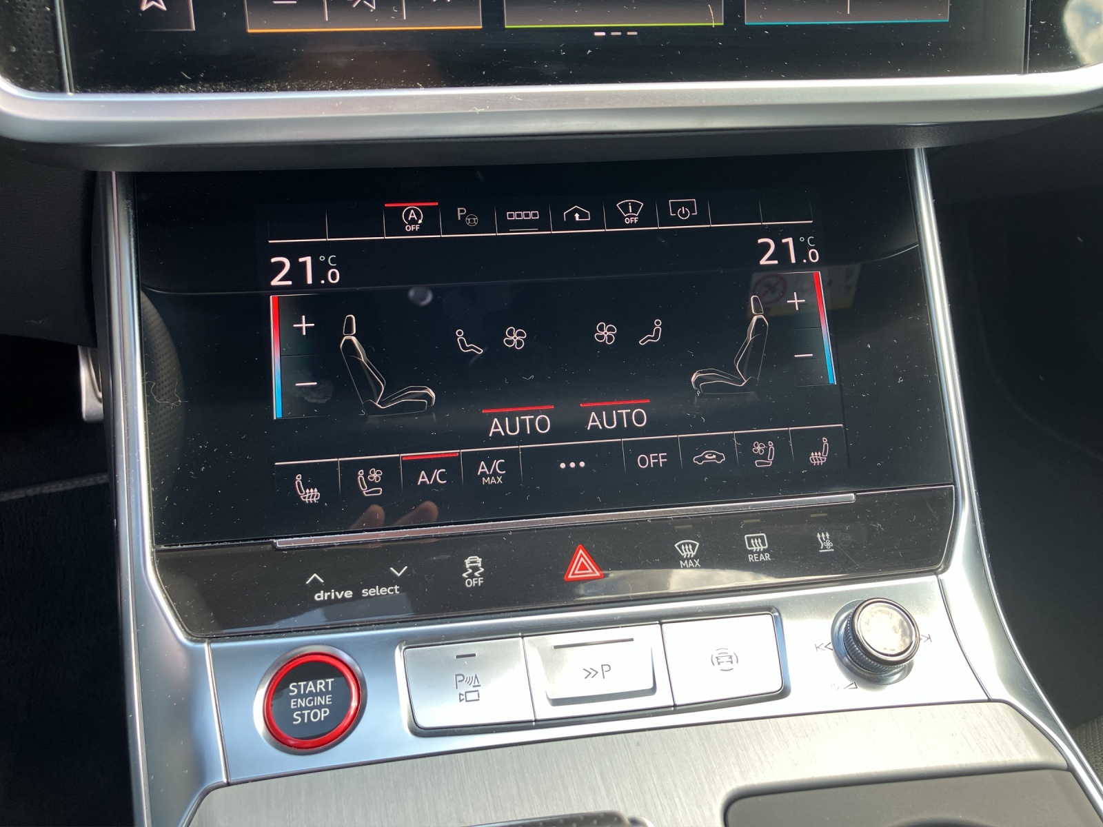 Fahrzeugabbildung Audi S6 Avant TDI quattro Matrix Navi ACC AHK STHZG
