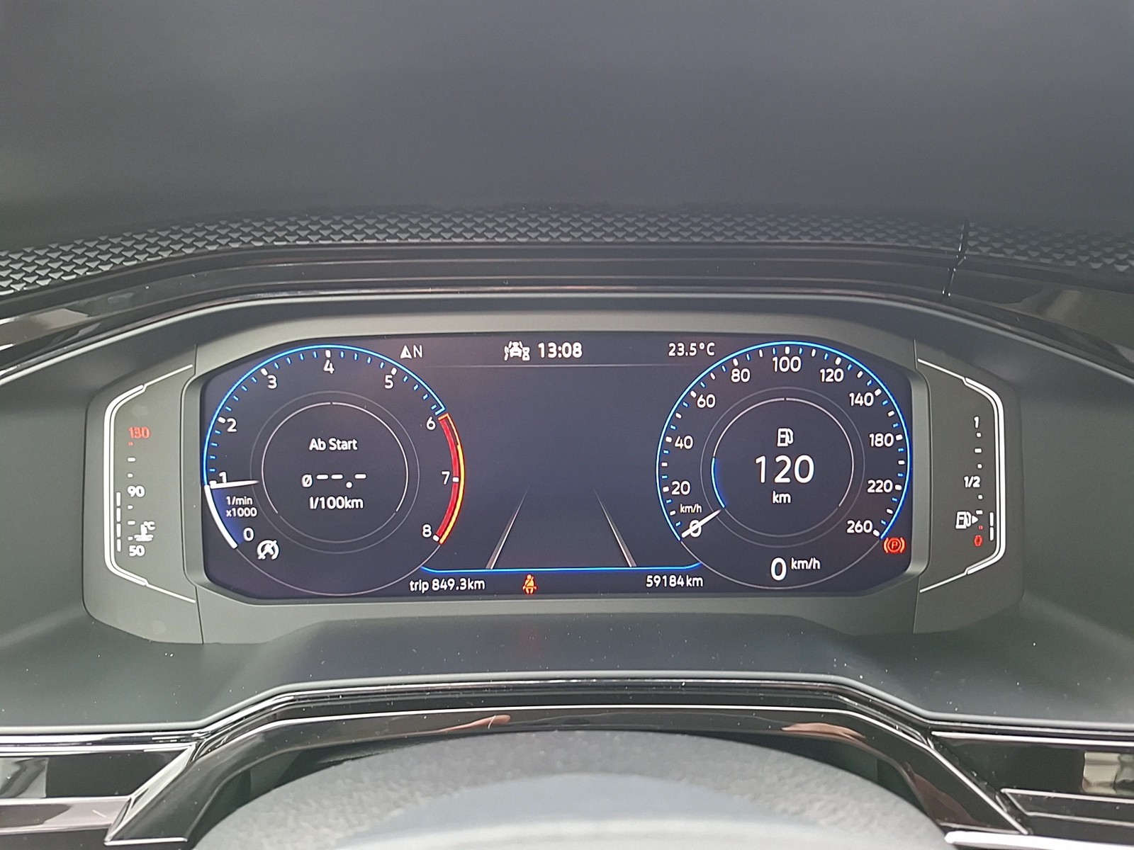 Fahrzeugabbildung Volkswagen Taigo TSI Life Matrix AHK CarPlay AID RFK SH