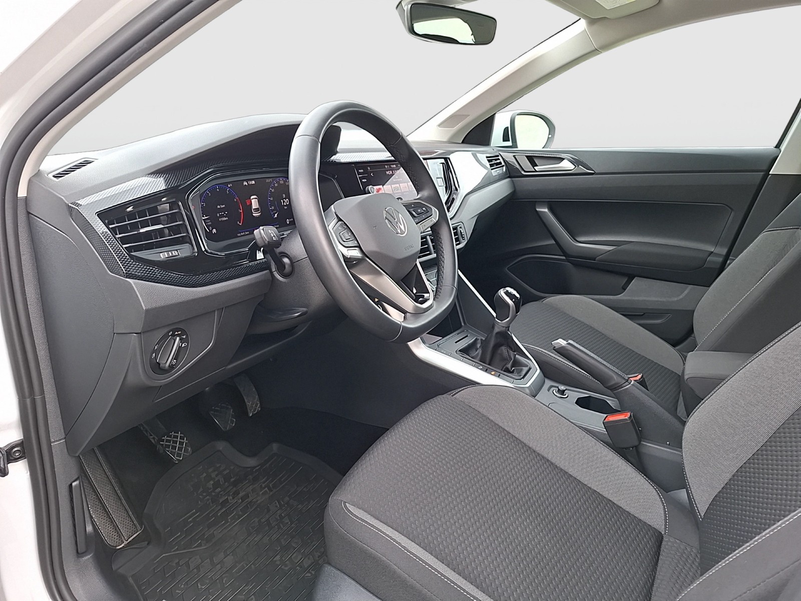 Fahrzeugabbildung Volkswagen Taigo TSI Life Matrix AHK CarPlay AID RFK SH