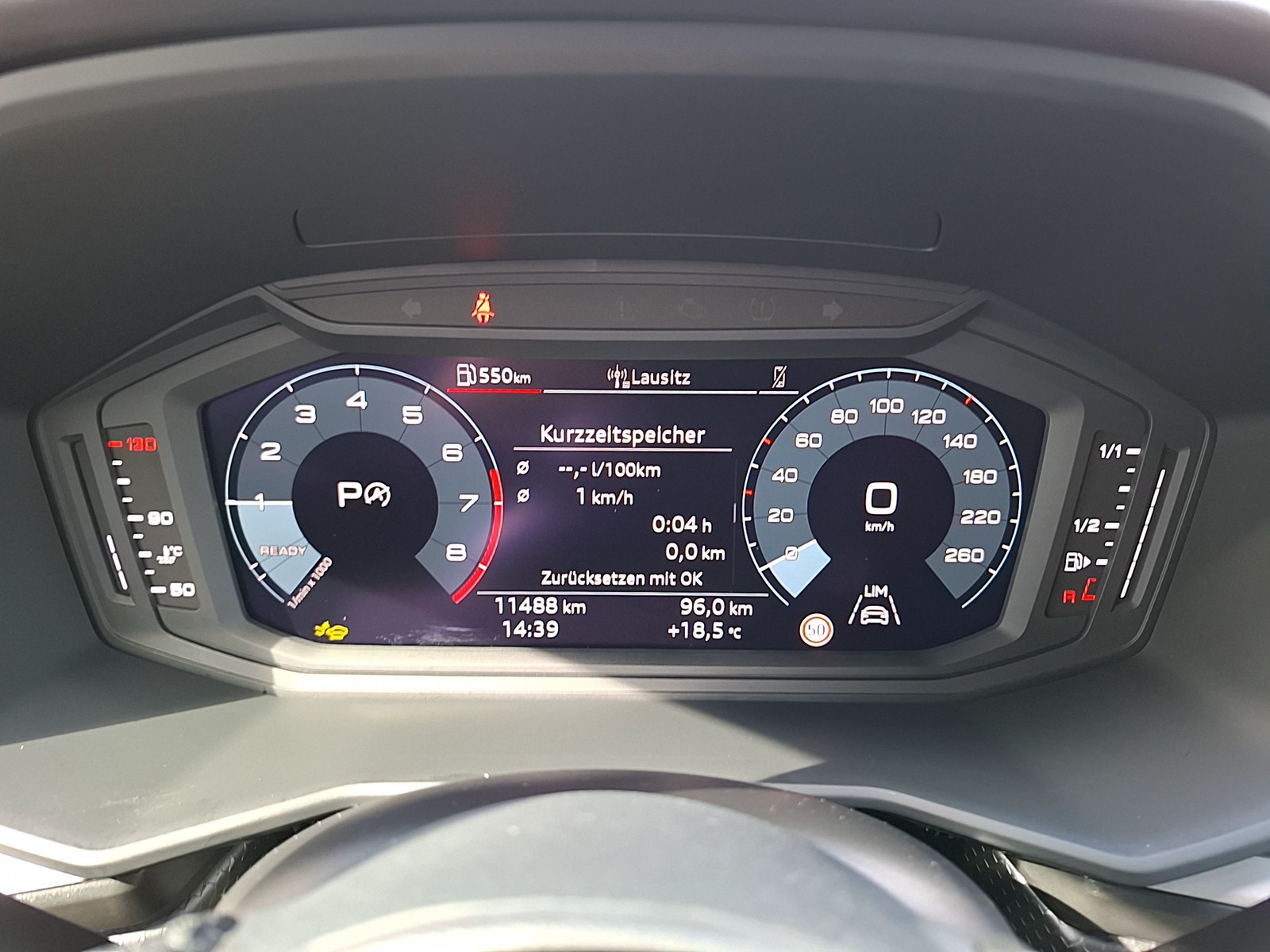 Fahrzeugabbildung Audi A1 Sportback 30 TFSI advanced S-tronic LED APP AVC SHZ PDC