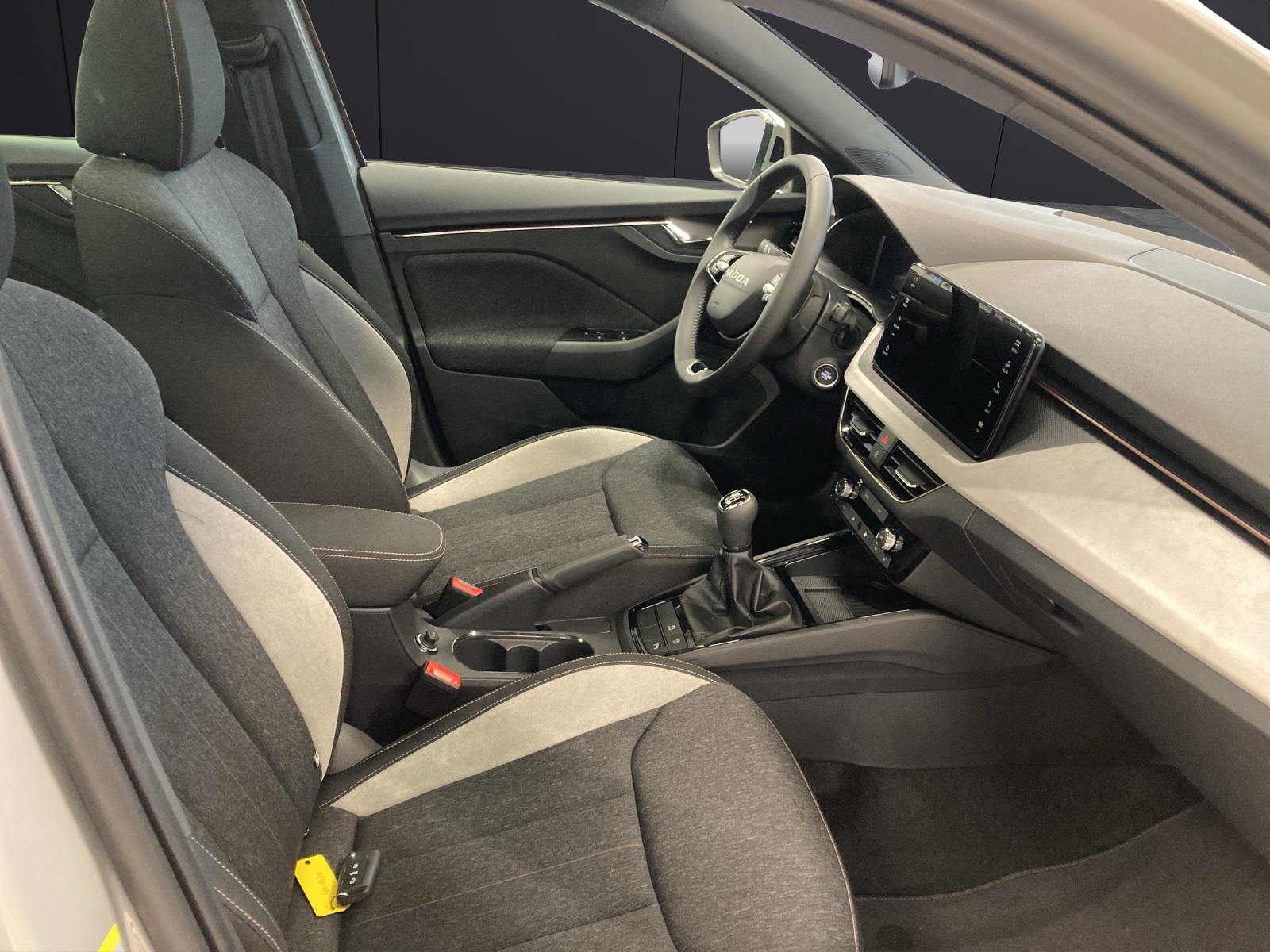 Fahrzeugabbildung SKODA Scala TOUR 1.0 TSI 85 kW TSI AHZV NAVI ACC