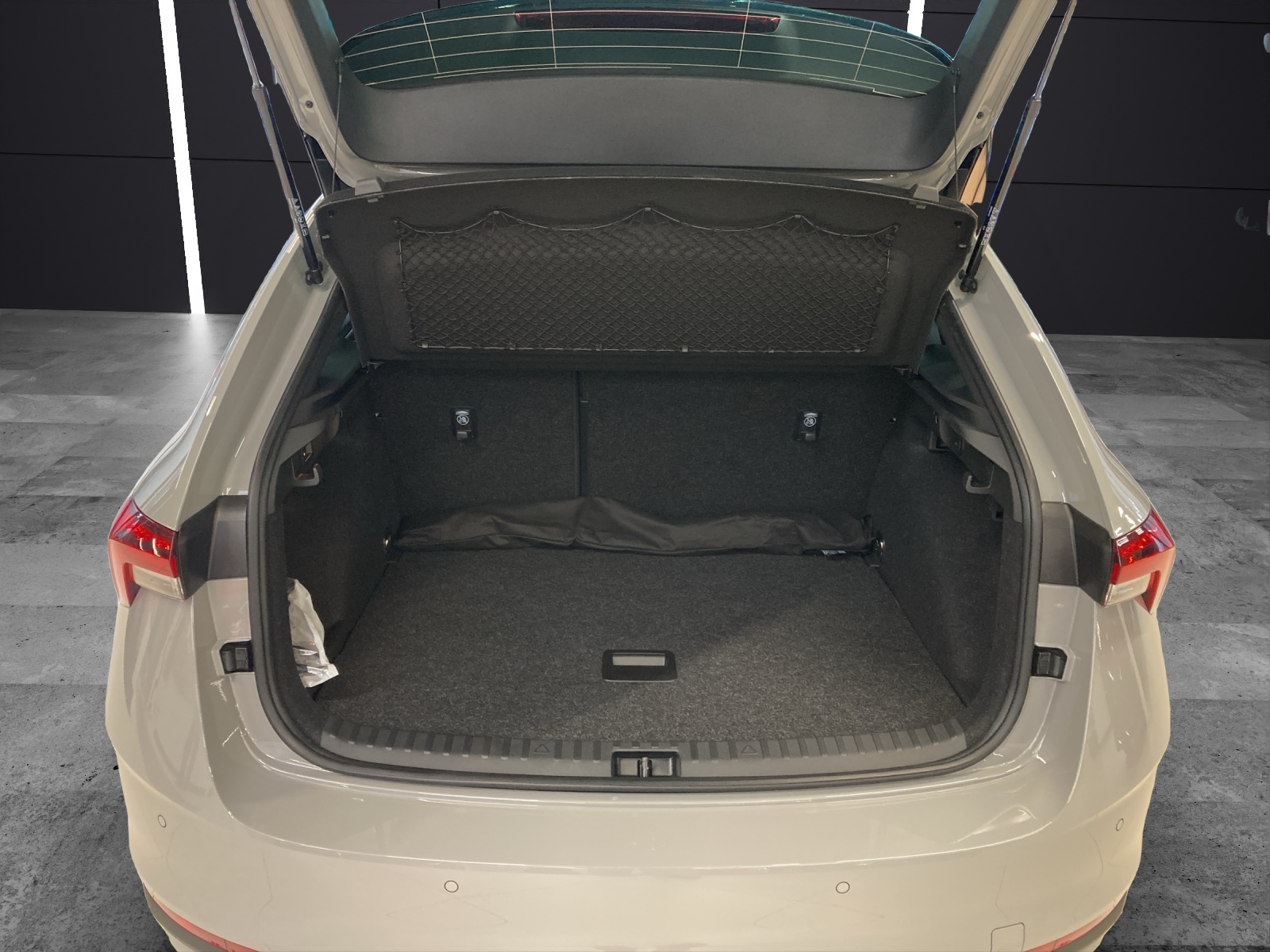 Fahrzeugabbildung SKODA Scala TOUR 1.0 TSI 85 kW TSI AHZV NAVI ACC