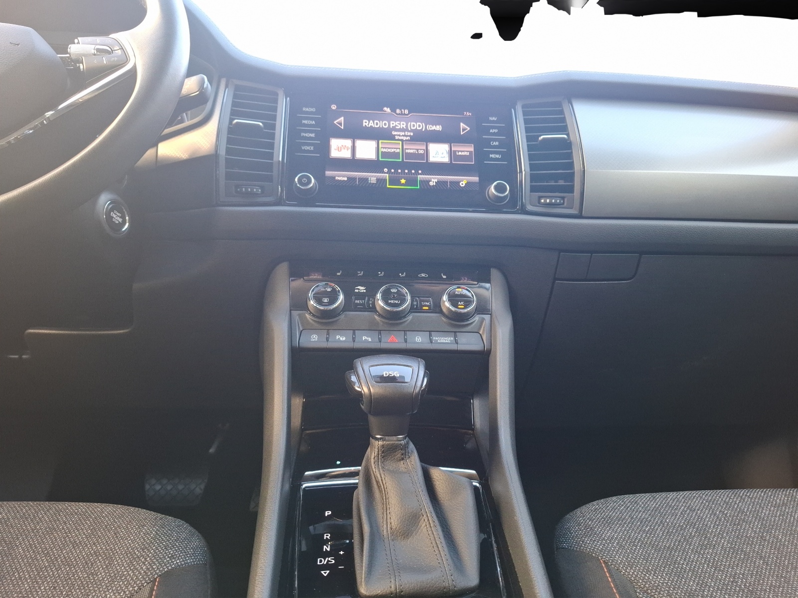Fahrzeugabbildung SKODA Kodiaq TSI Clever DSG Matrix AHK Navi ACC RFK SH 18