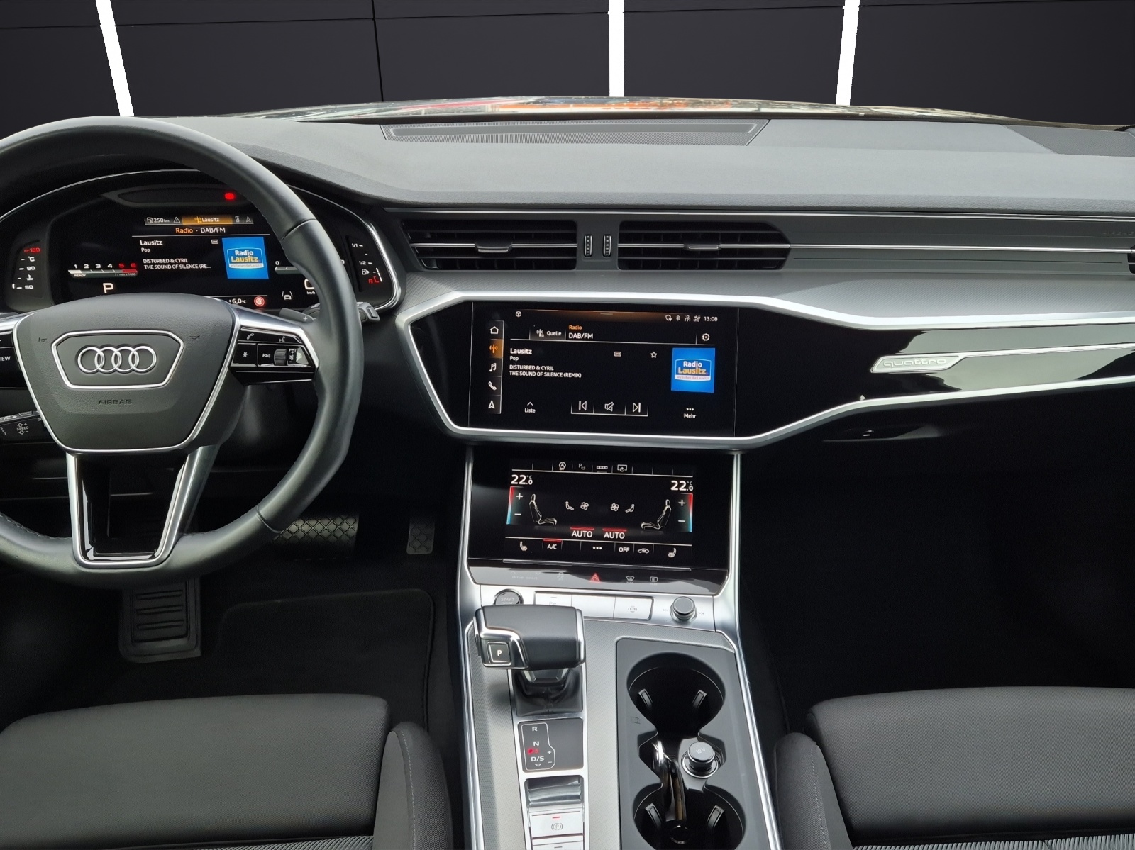 Fahrzeugabbildung Audi A6 Avant 40 TDI Sport quattro S-tronic S-Line Matrix AVC Pano ACC RFK