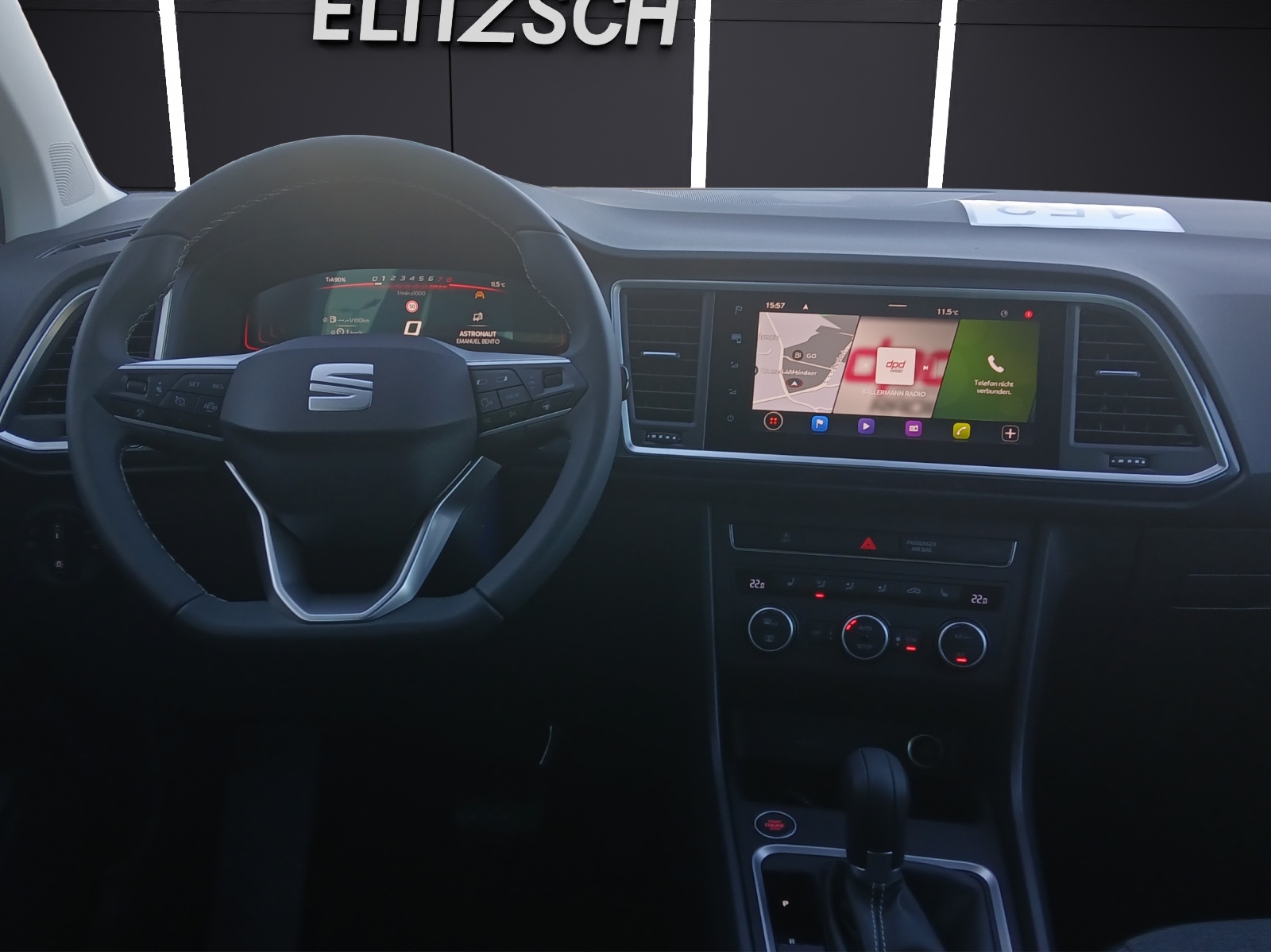 Fahrzeugabbildung SEAT Ateca 1.5 TSI DSG Road Edition LED Keyless