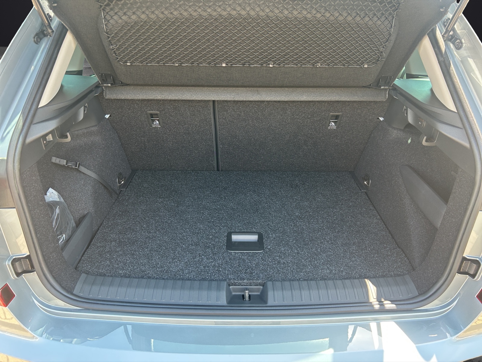 Fahrzeugabbildung SKODA Kamiq 1.0 TSI Selection MATRIX AHK