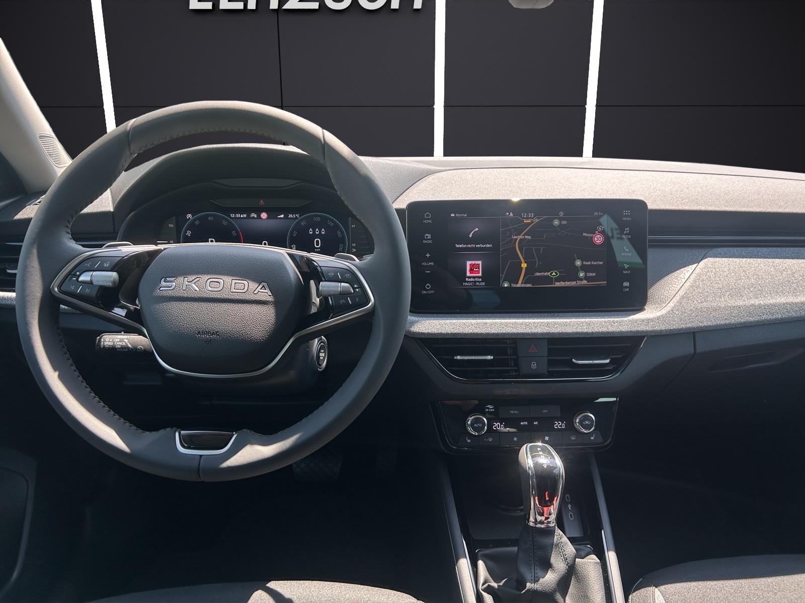 Fahrzeugabbildung SKODA Kamiq 1.0 TSI Selection MATRIX AHK