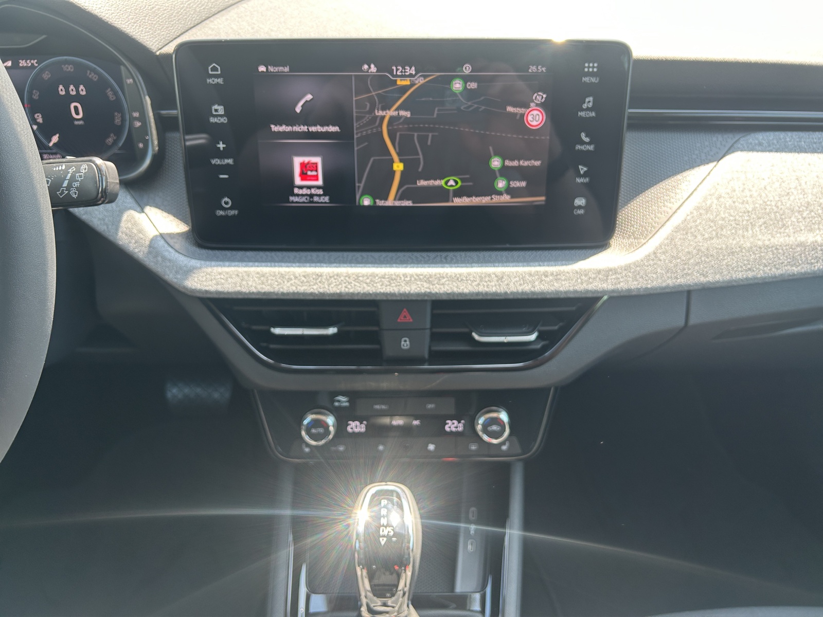 Fahrzeugabbildung SKODA Kamiq 1.0 TSI Selection MATRIX AHK