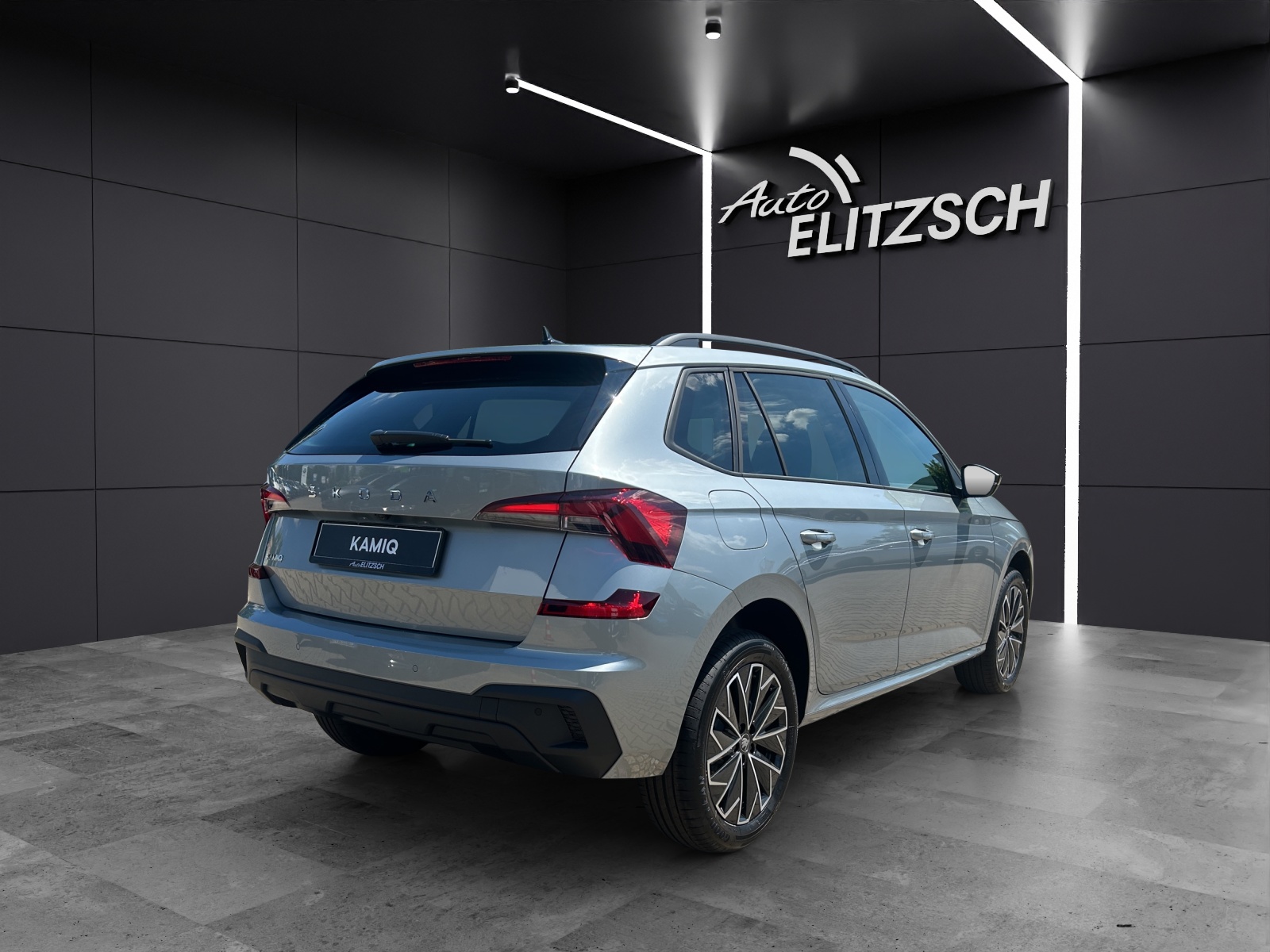 Fahrzeugabbildung SKODA Kamiq 1.0 TSI Selection MATRIX AHK
