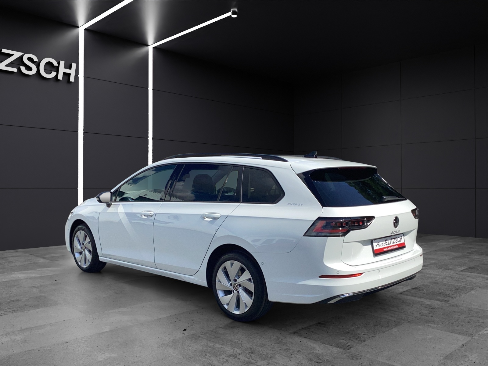 Fahrzeugabbildung Volkswagen Golf VIII Variant TDI Energy DSG Matrix Navi AID ACC RFK SH