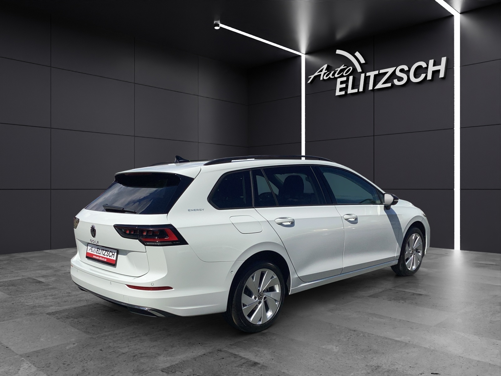 Fahrzeugabbildung Volkswagen Golf VIII Variant TDI Energy DSG Matrix Navi AID ACC RFK SH