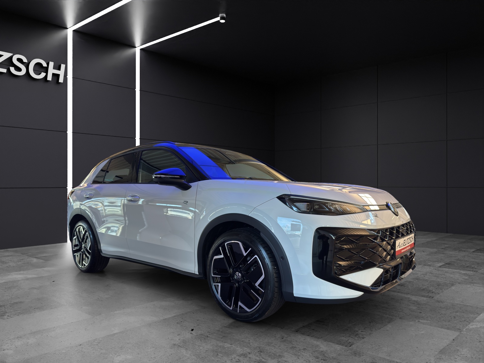 Fahrzeugabbildung Volkswagen T-Roc R-Line Head UP NAVI DAB