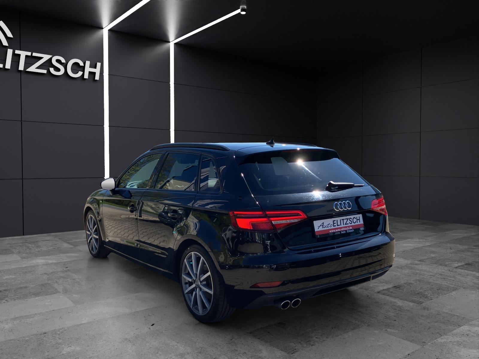 Fahrzeugabbildung Audi A3 Sportback TFSI sport S-tronic LED NAVI ACC B&O SH