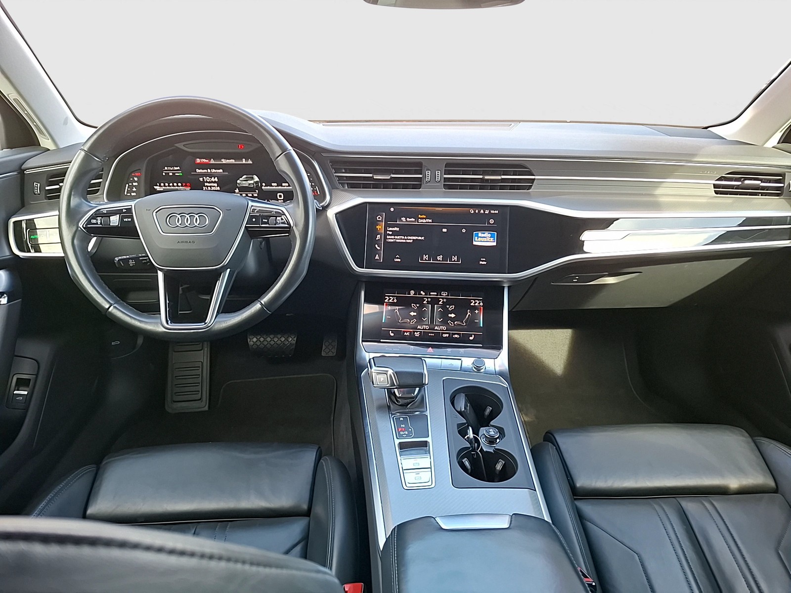 Fahrzeugabbildung Audi A6 Avant 45 TFSI sport quattro S-tronic Matri Navi AVC Leder Pano ACC RFK SH 19
