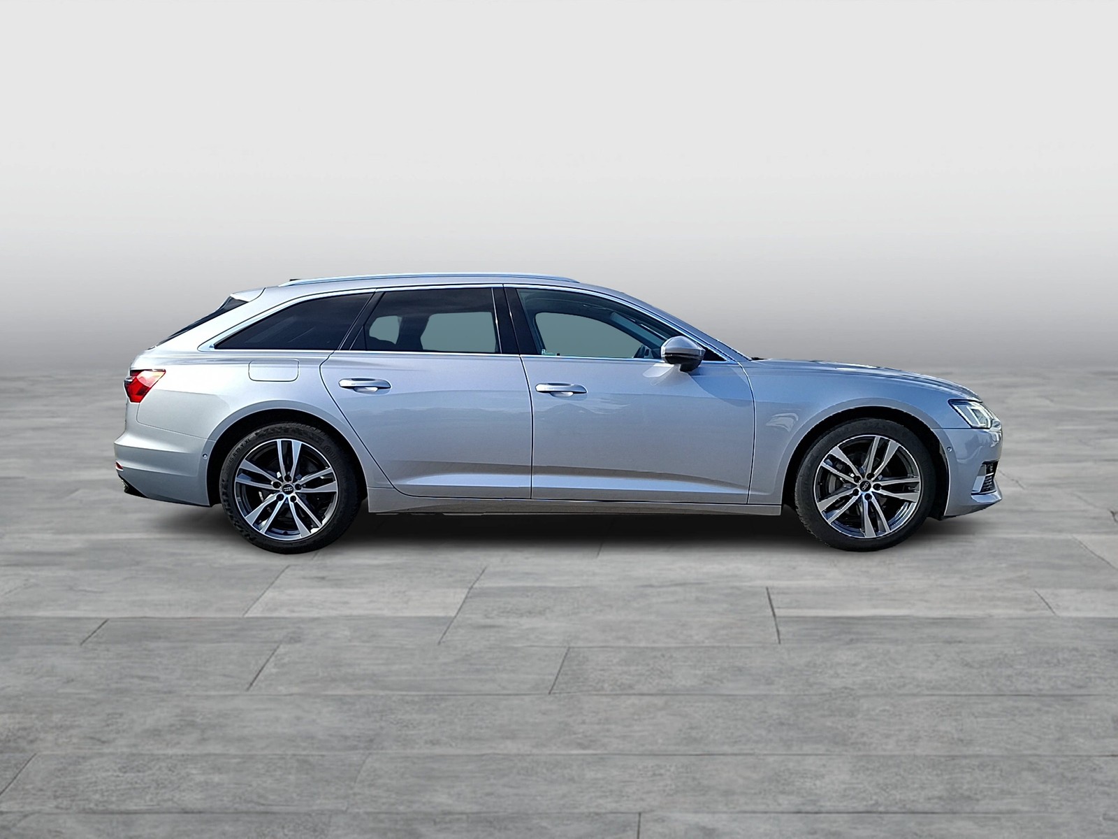 Fahrzeugabbildung Audi A6 Avant 45 TFSI sport quattro S-tronic Matri Navi AVC Leder Pano ACC RFK SH 19