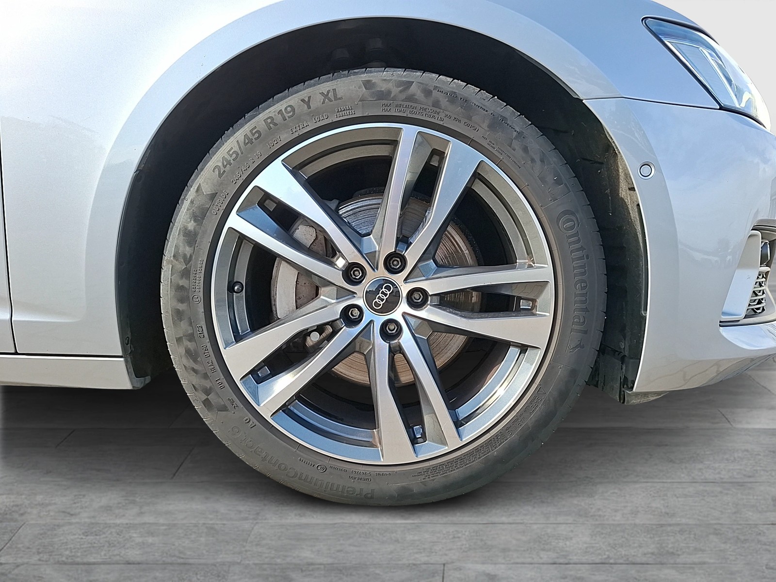 Fahrzeugabbildung Audi A6 Avant 45 TFSI sport quattro S-tronic Matri Navi AVC Leder Pano ACC RFK SH 19
