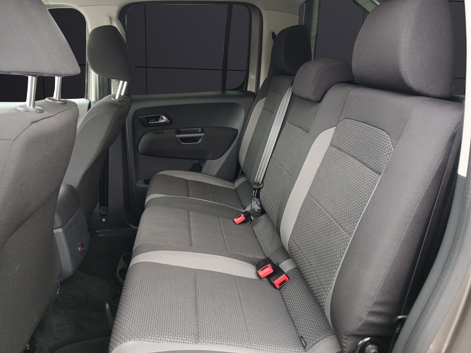 Fahrzeugabbildung Volkswagen Amarok TDI Comftl. DSG DC 4M Xenon AHK Navi GRA PDC SH 19