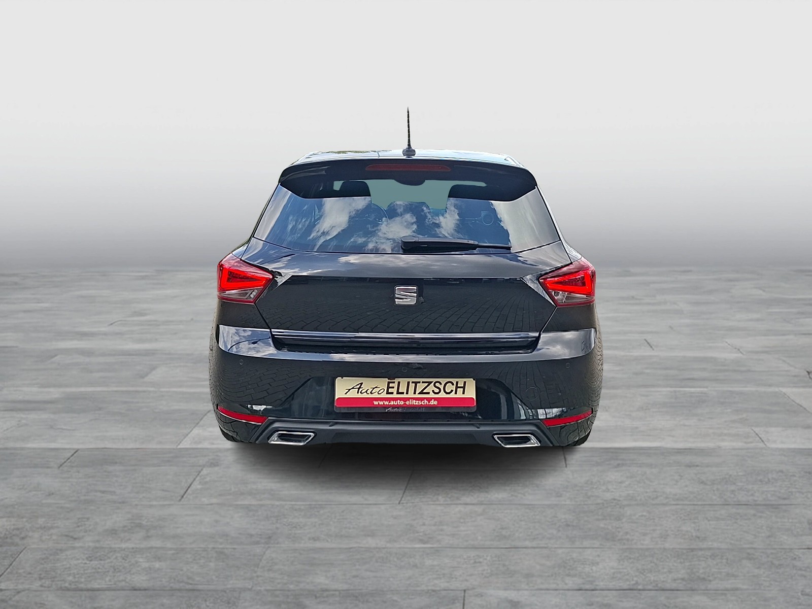 Fahrzeugabbildung SEAT Ibiza TSI FR Pro-Black-Edition DSG LED Navi VC ACC RFK SH 18