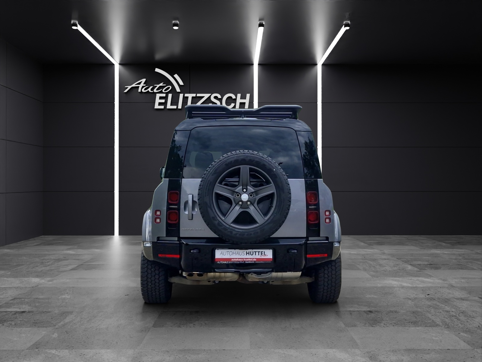 Fahrzeugabbildung Land Rover Defender 110 D300 X-Dynamic SE Garantie bis 04.2029 LED Navi SHZ AHK RFK ACC Pano Luft