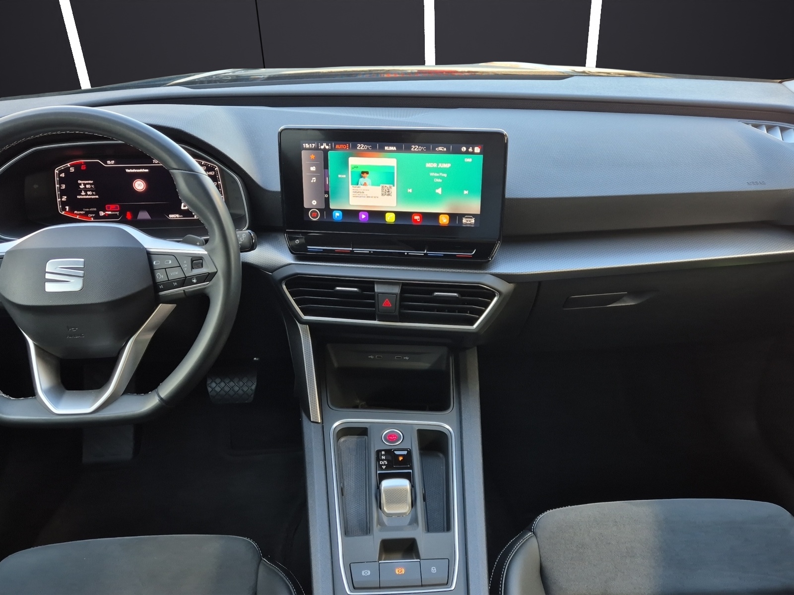 Fahrzeugabbildung SEAT Leon ST TDI Style DSG LED Navi AID beats ACC RFK SH