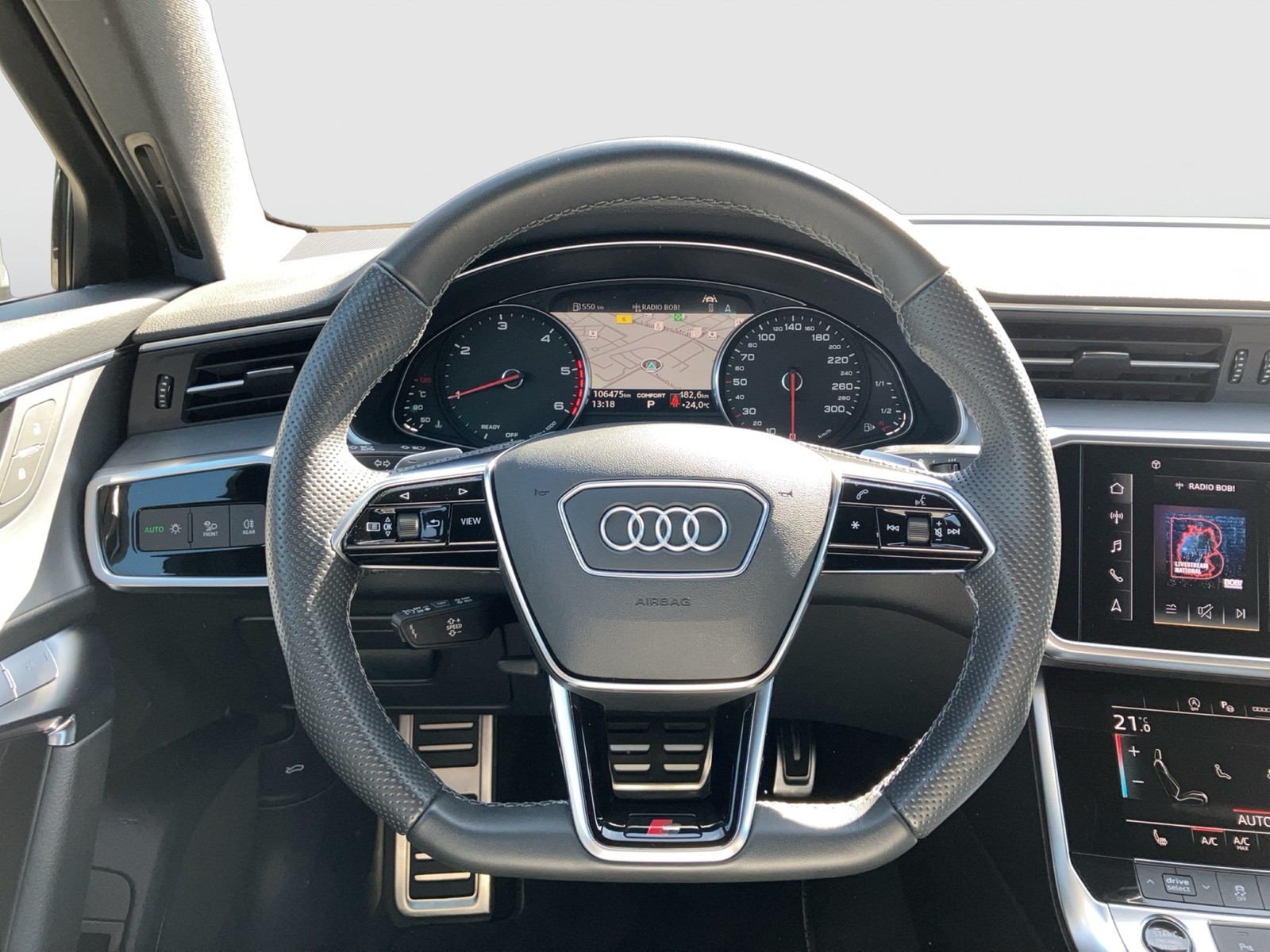 Fahrzeugabbildung Audi A6 Avant 40 TDI sport MATRIX AHK