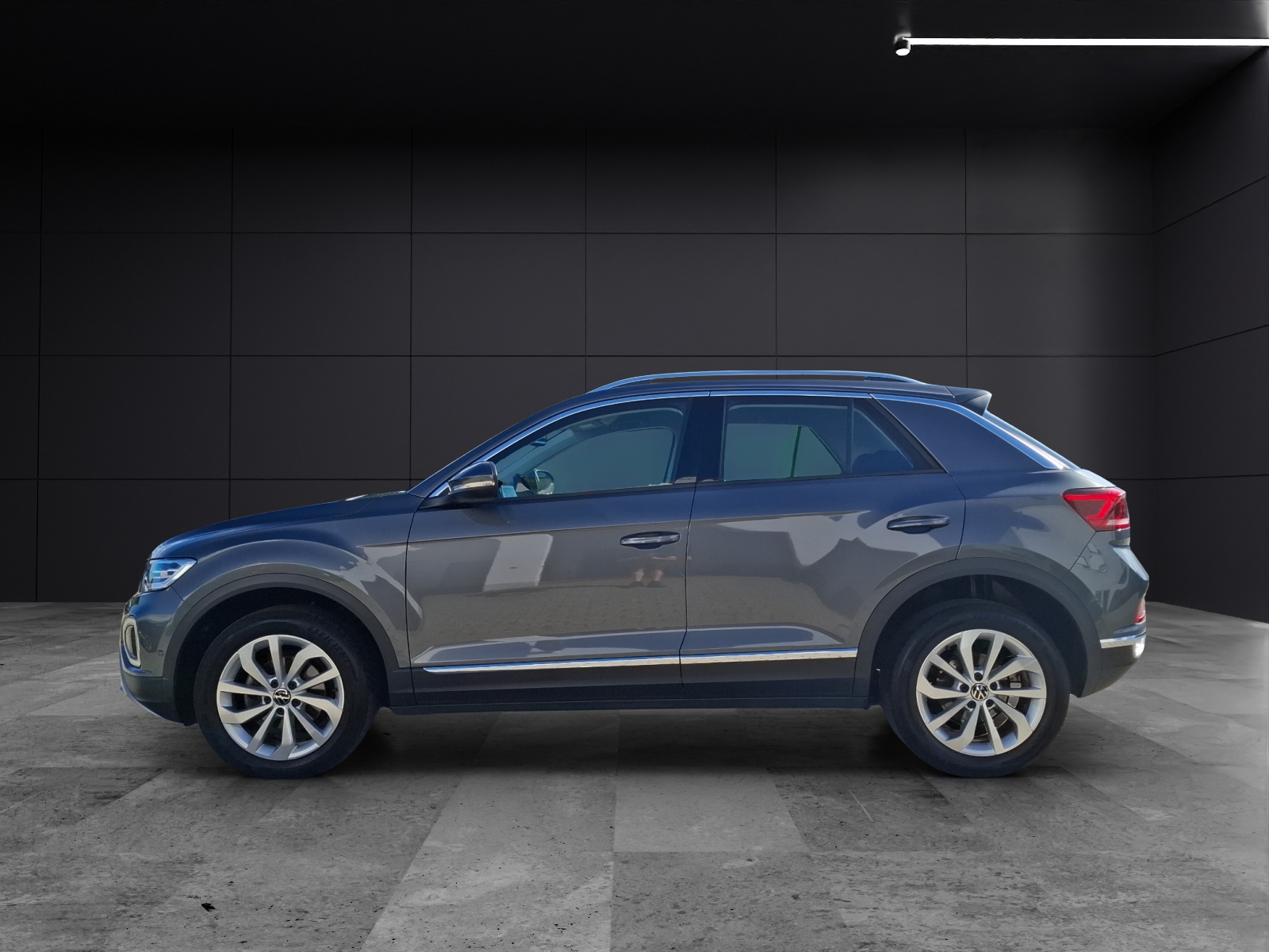 Fahrzeugabbildung Volkswagen T-Roc TSI Style DSG STH LED AHK Navi AID ACC RFK SH