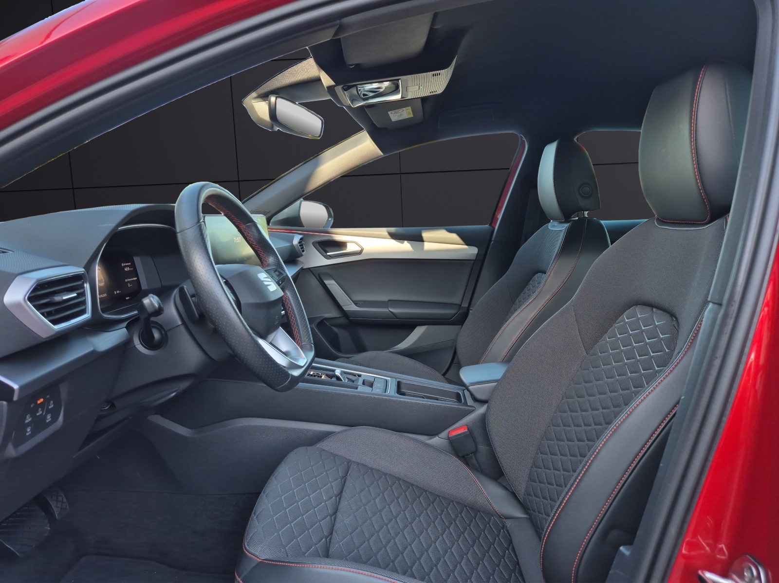 Fahrzeugabbildung SEAT Leon eTSI FR-Line DSG LED Navi ACC RFK SH 18
