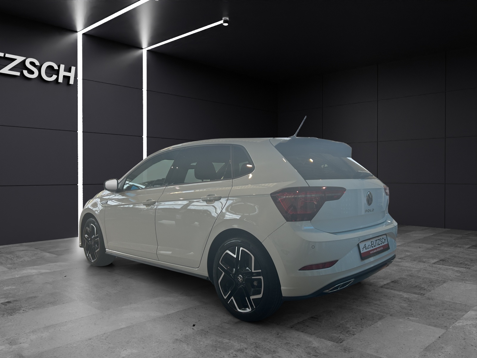 Fahrzeugabbildung Volkswagen Polo R-Line LED NAVI DAB ACC