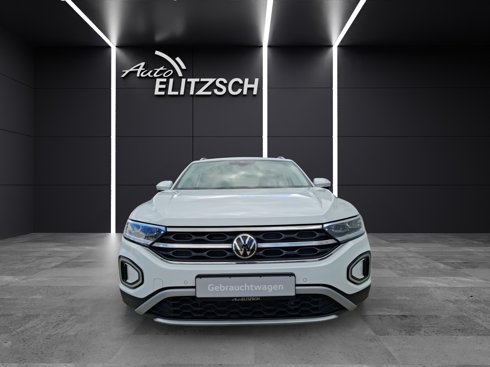 Fahrzeugabbildung Volkswagen T-Roc TSI Style DSG LED plus Navi AID ACC RFK SH