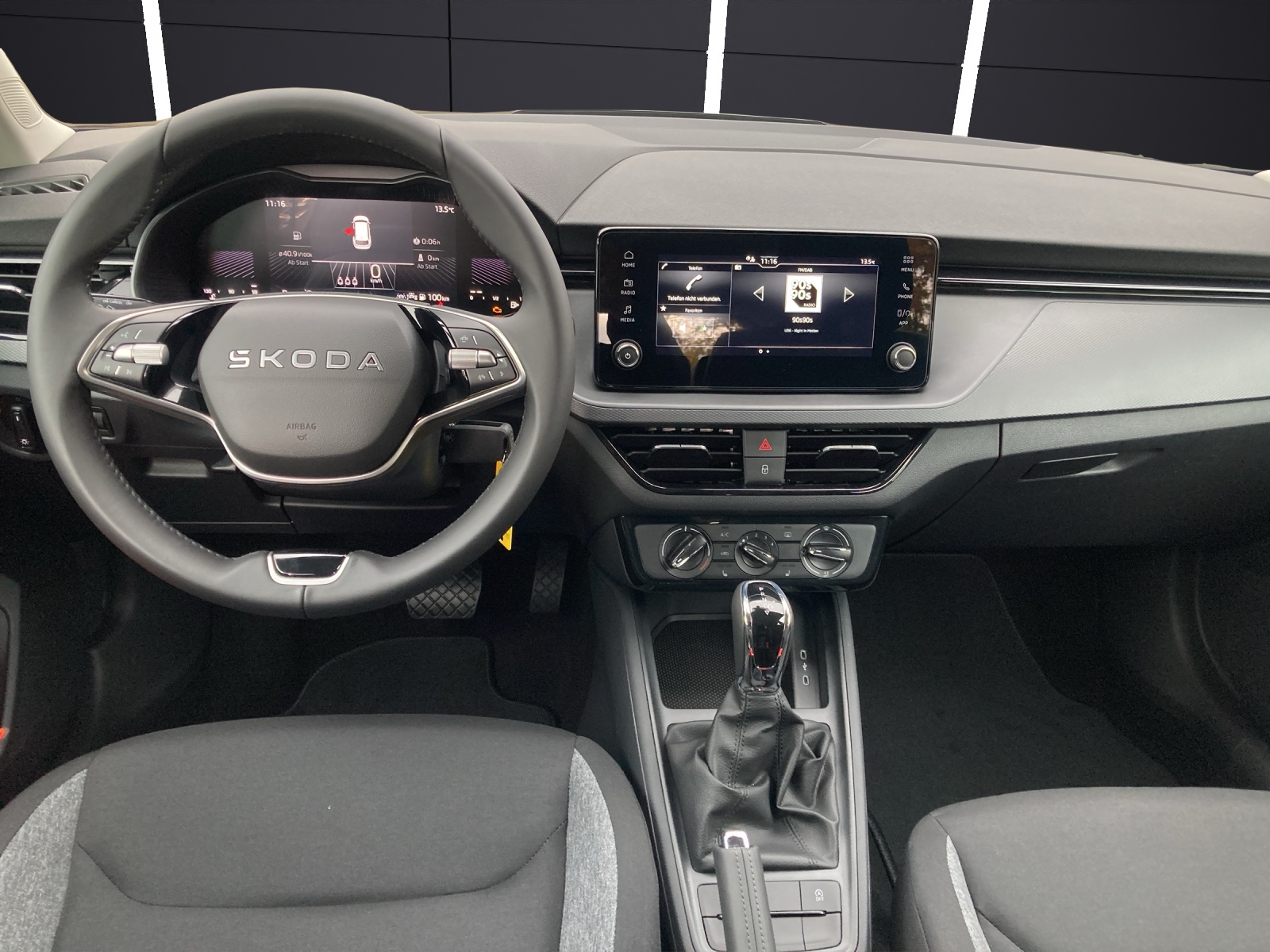 Fahrzeugabbildung SKODA Kamiq 1.0 TSI Essence DSG SHZ, LED, AHZV